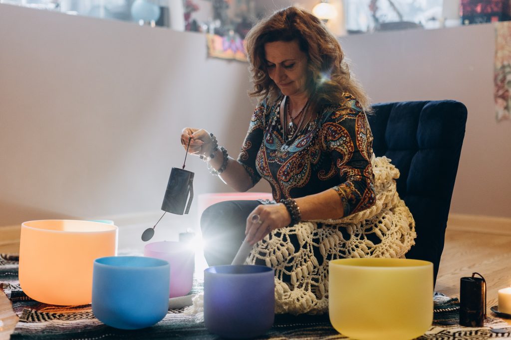 Nina RadaRaNi emotional healing coach